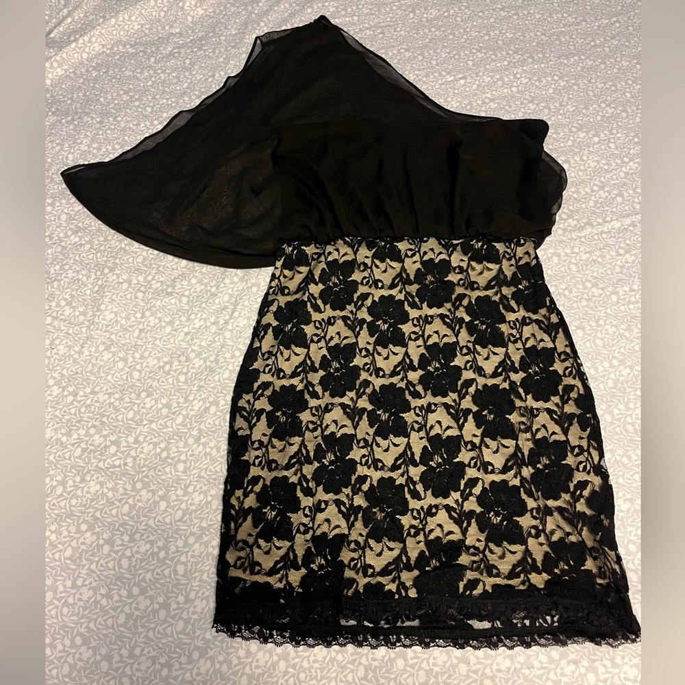 Solemio black & taupe lace dress